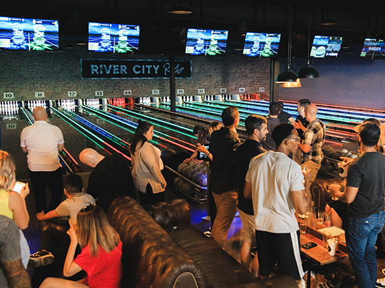 qubicaamf-bowling-company-around-the-world-tile.jpg