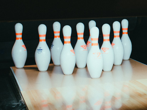 QubicaAMF-bowling-CENTERPUNCH-built-Dedicated-White-Light-LEDs-2.jpg