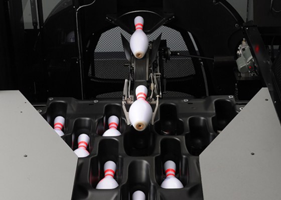 qubicaamf-bowling-2022-edge-free-1-tile pin handling .jpg