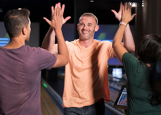 qubicaamf-bowling-2022-edge-free-4-tile fastest cycle time.jpg