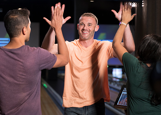 qubicaamf-bowling-2022-edge-free-4-tile fastest cycle time.jpg