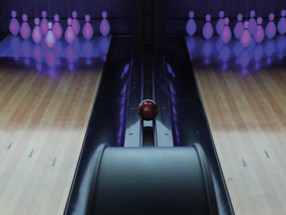 Bowling-QubicaAMF-Flyn-Ducks-BETTER DUCKPIN EXPERIENC-CenterPunch-LED-Pin-Lighting-tile.jpg