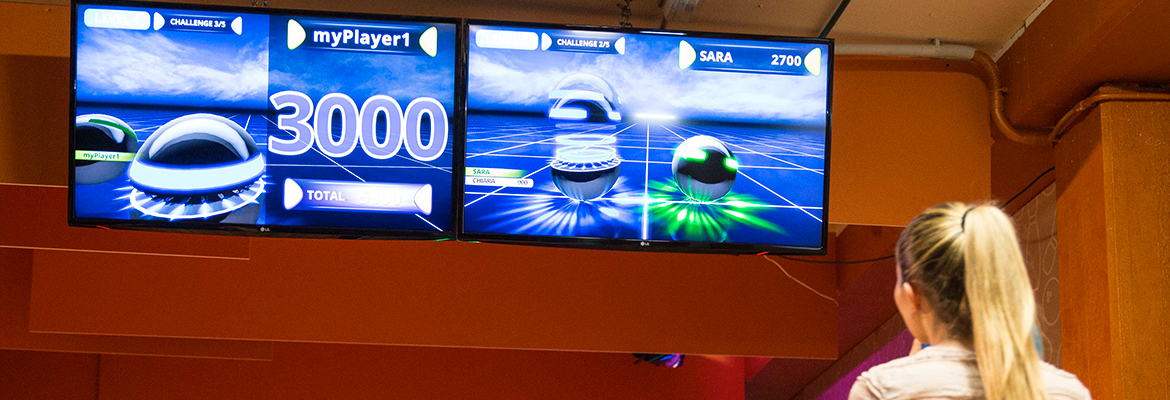 qubicaamf-bowling-hyperbowling-banner-03.jpg