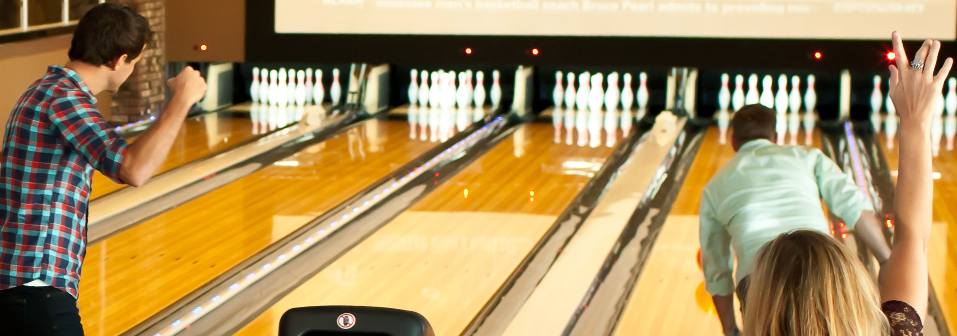 Bowling-QubicaAMF-The-Best-Sport-Lane-for-Casual-Bowlers-banner.jpg