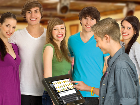 Bowling-QubicaAMF-score-BESX-marketing-kits-features.jpg