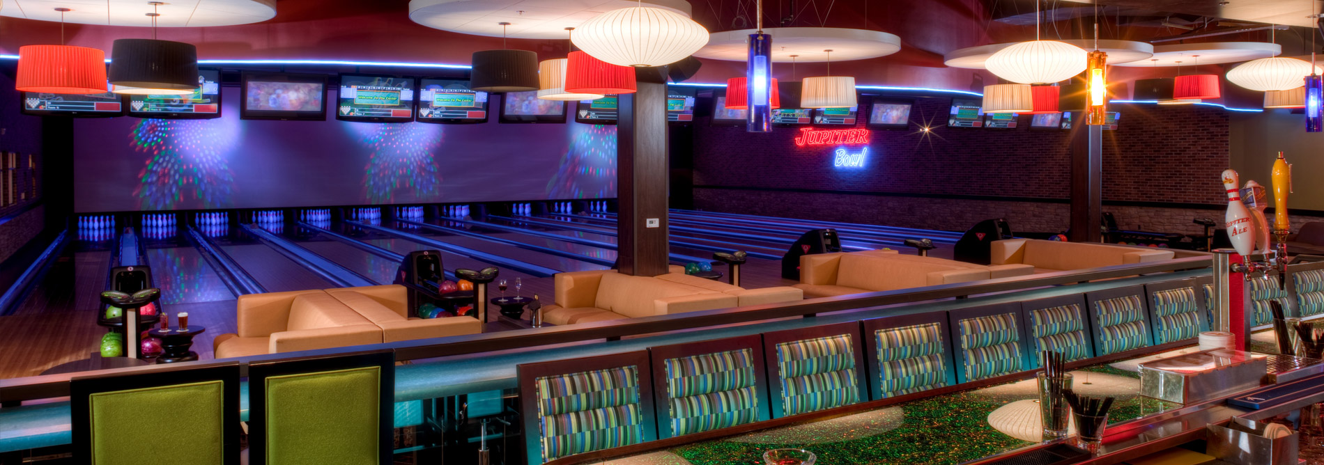 QUBICAAMF-bowling-hybrid-Jupiter-Bowl-banner.jpg