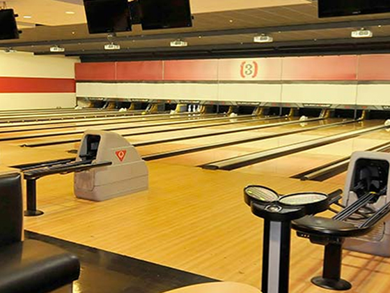 QUBICAAMF-bowling-hybrid-Rule3.jpg