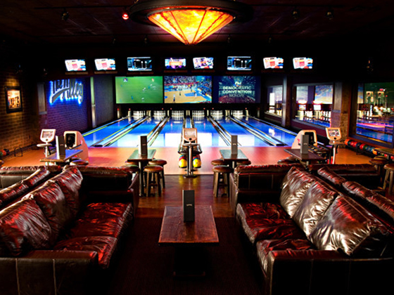 QUBICAAMF-bowling-Traditional-CJ-Barrymores.jpg
