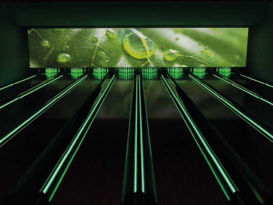 Bowling-QubicaAMF-NEOVERSE-BROCHURE-tile.jpg