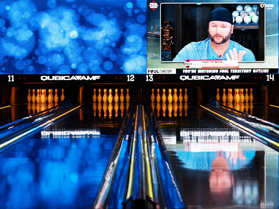 Bowling-QubicaAMF-NEOVERSE-Mix-tile.jpg