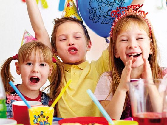 QubicaAMF-bowling-Birthday-QuickStart-Program.jpg